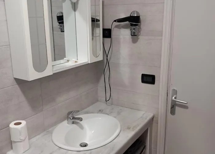 Cavarretta Seminterrati Mondello